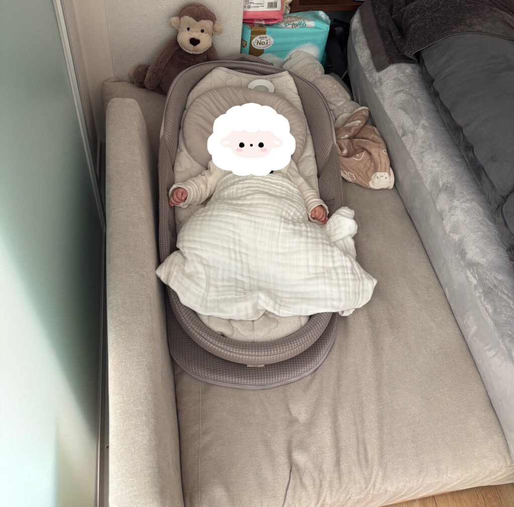 ネオママイズム、赤ちゃんの寝床