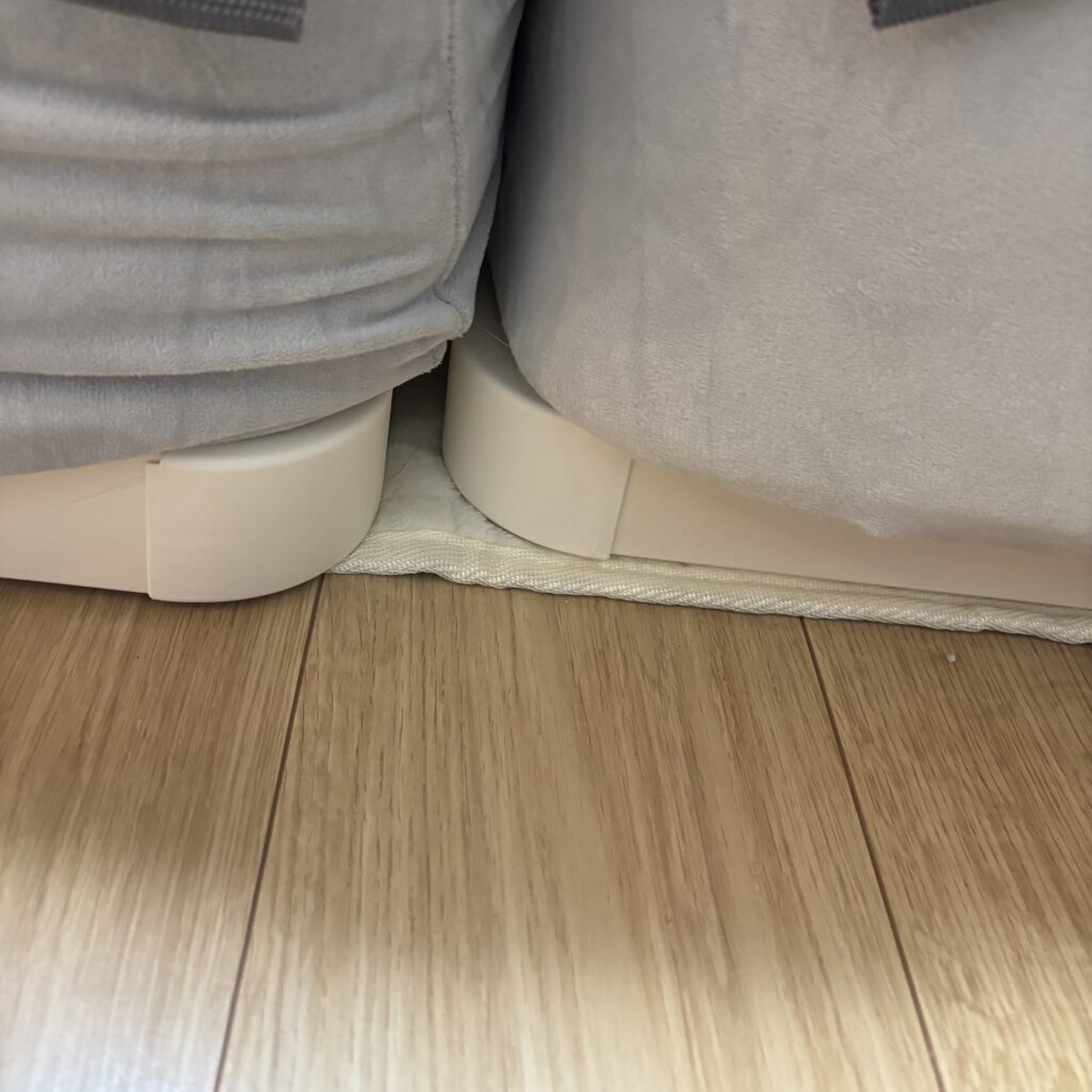 脚付きマットレス、無印良品、ベッド